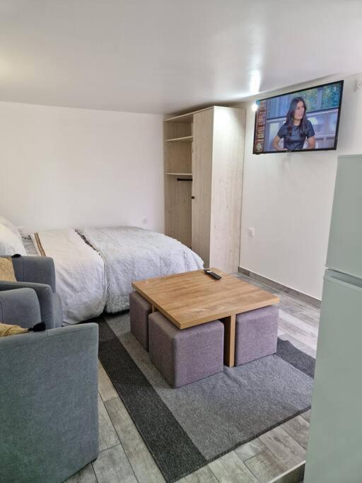 Studioneuf Equipe Cdg/Parc Expo/ Paris Aulnay-sous-Bois Ngoại thất bức ảnh